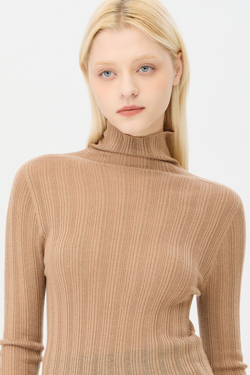 https://img.benettonmall.com/PARTS/KS/24F/SAKP39461BG_MB_D3.jpg