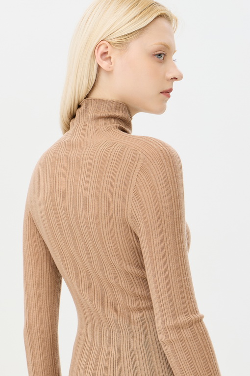 https://img.benettonmall.com/PARTS/KS/24F/SAKP39461BG_MB_D4.jpg
