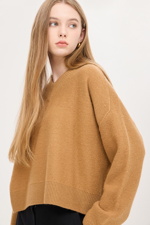 https://img.benettonmall.com/PARTS/KS/24F/SAKP46461CA_MB_D3.jpg