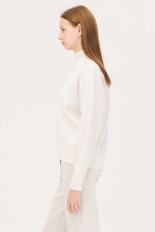 https://img.benettonmall.com/PARTS/KS/24F/SAKP47461IV_MB_D1.jpg
