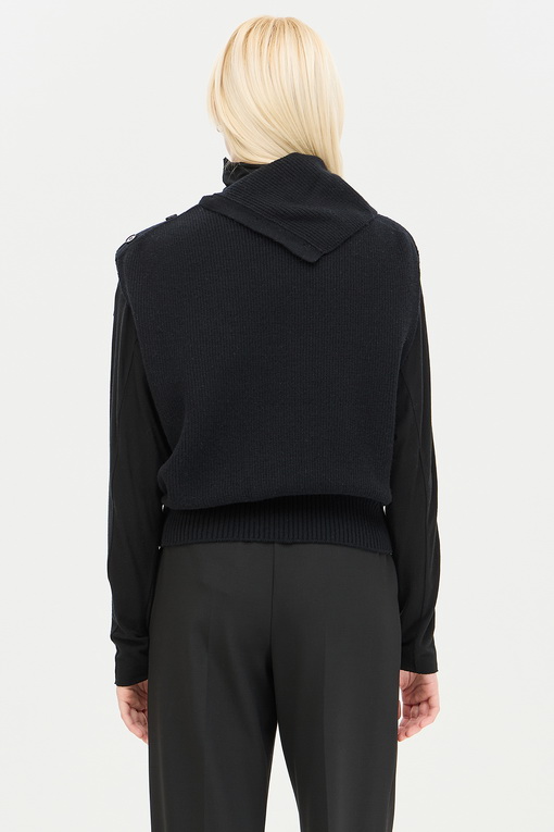 https://img.benettonmall.com/PARTS/KS/24F/SAKP55461BK_MB_D2.jpg