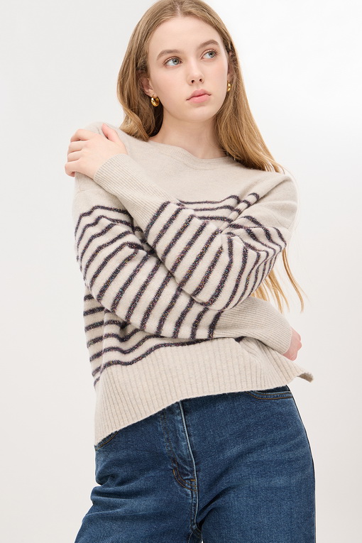 https://img.benettonmall.com/PARTS/KS/24F/SAKP67461ED_MB_D3.jpg