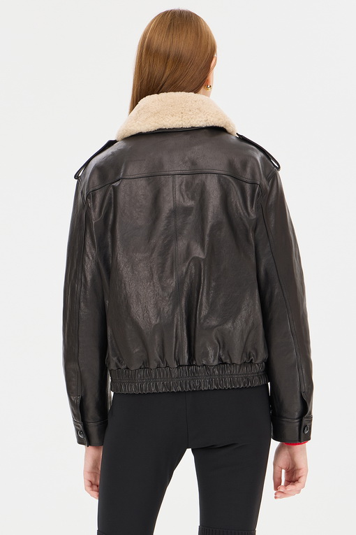 https://img.benettonmall.com/PARTS/KS/24F/SALE33461BK_MB_D2.jpg