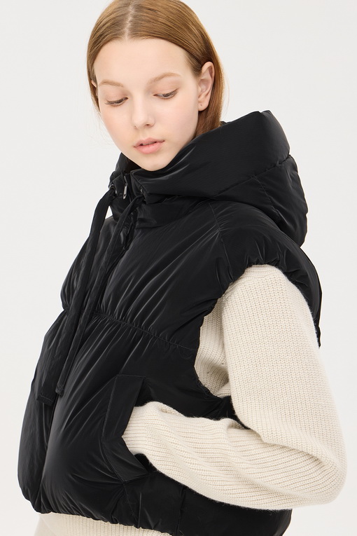 https://img.benettonmall.com/PARTS/KS/24F/SAPD36461BK_MB_D3.jpg