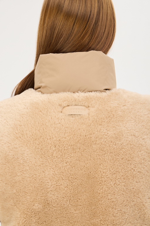 https://img.benettonmall.com/PARTS/KS/24F/SAPD37461BG_MB_D4.jpg