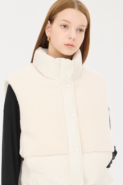 https://img.benettonmall.com/PARTS/KS/24F/SAPD37461CR_MB_D3.jpg