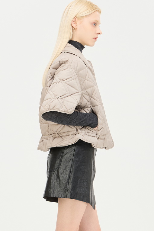 https://img.benettonmall.com/PARTS/KS/24F/SAPD80461BG_MB_D1.jpg
