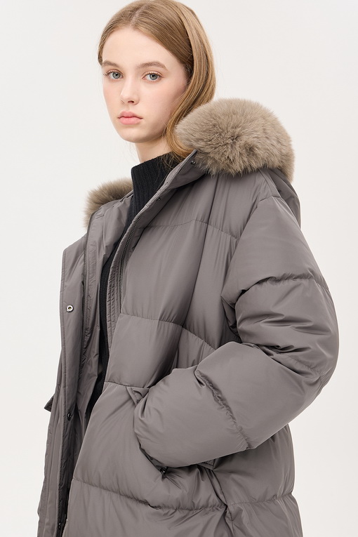 https://img.benettonmall.com/PARTS/KS/24F/SAPD85461BR_MB_D4.jpg