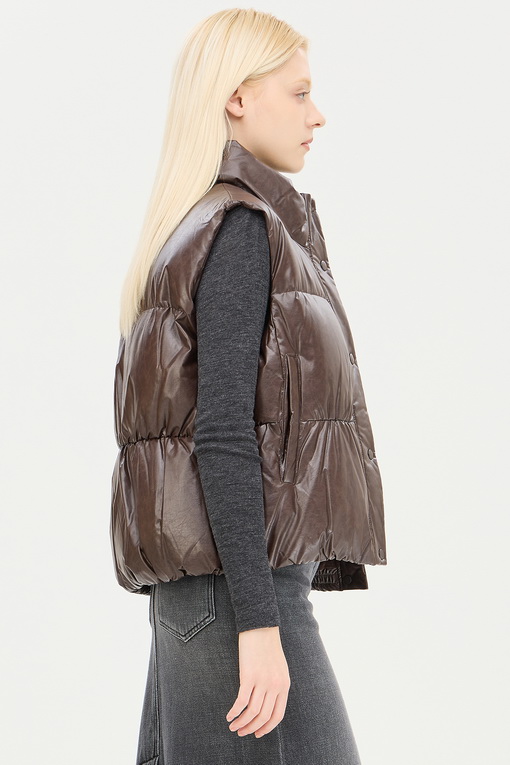 https://img.benettonmall.com/PARTS/KS/24F/SAPD87461BR_MB_D1.jpg