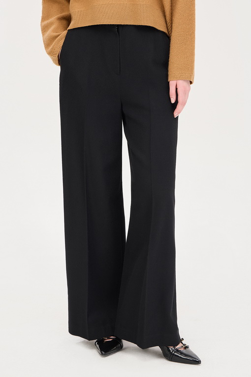 https://img.benettonmall.com/PARTS/KS/24F/SAPT31461BK_MB_D2.jpg