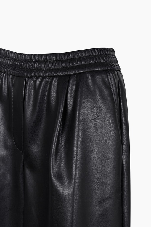 https://img.benettonmall.com/PARTS/KS/24F/SAPT39461BK_MB_D12.jpg