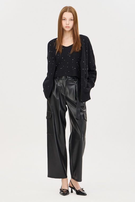 https://img.benettonmall.com/PARTS/KS/24F/SAPT40461BK_MB_D5.jpg