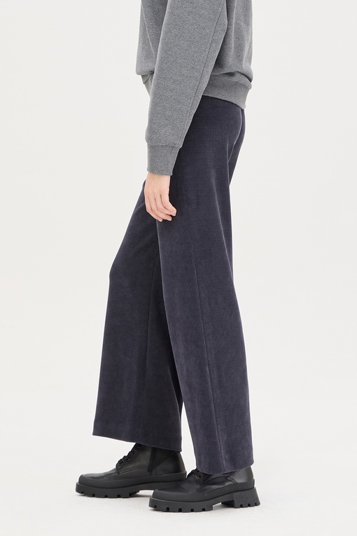 https://img.benettonmall.com/PARTS/KS/24F/SAPT43461DG_MB_D1.jpg