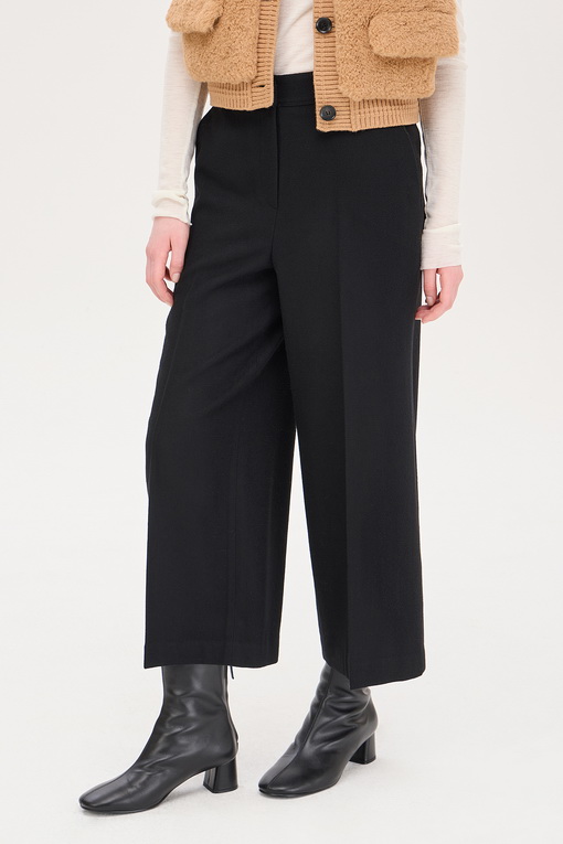 https://img.benettonmall.com/PARTS/KS/24F/SAPT44461BK_MB_D2.jpg