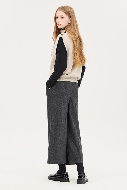 https://img.benettonmall.com/PARTS/KS/24F/SAPT44461MG_MB_D2.jpg
