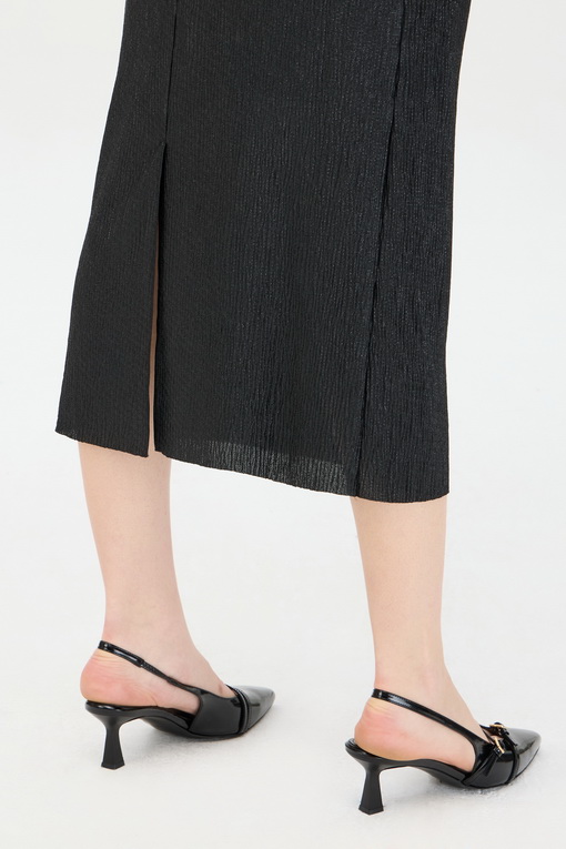 https://img.benettonmall.com/PARTS/KS/24F/SASK02441BK_MB_D4.jpg