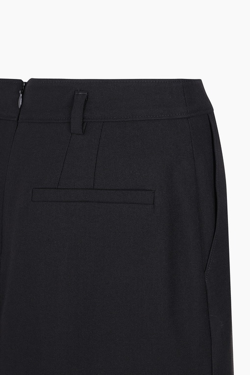https://img.benettonmall.com/PARTS/KS/24F/SASK31461BK_MB_D13.jpg