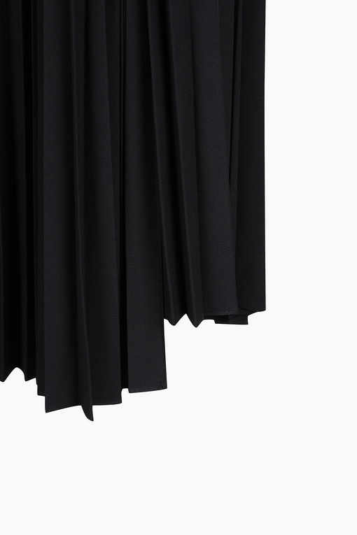 https://img.benettonmall.com/PARTS/KS/24F/SASK33461BK_MB_D13.jpg