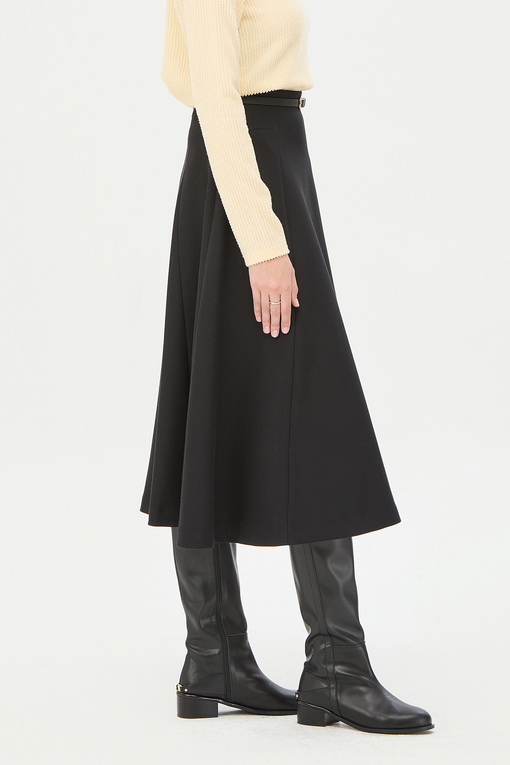 https://img.benettonmall.com/PARTS/KS/24F/SASK35461BK_MB_D1.jpg