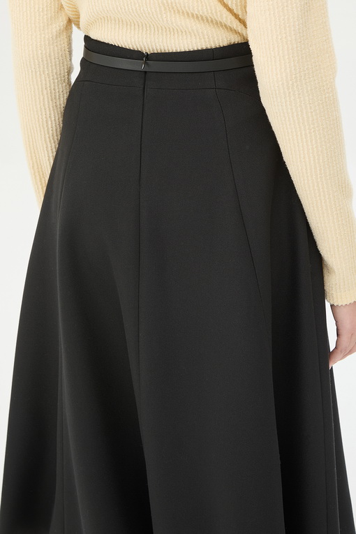 https://img.benettonmall.com/PARTS/KS/24F/SASK35461BK_MB_D4.jpg