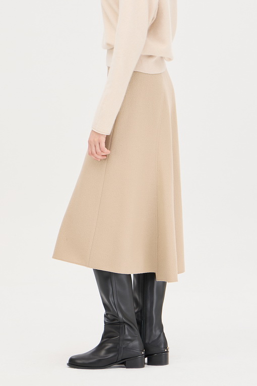 https://img.benettonmall.com/PARTS/KS/24F/SASK37461BG_MB_D1.jpg
