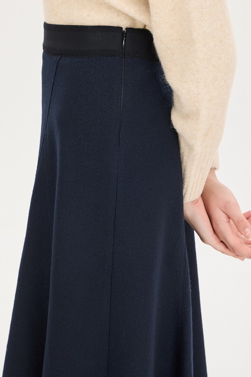 https://img.benettonmall.com/PARTS/KS/24F/SASK37461DN_MB_D3.jpg