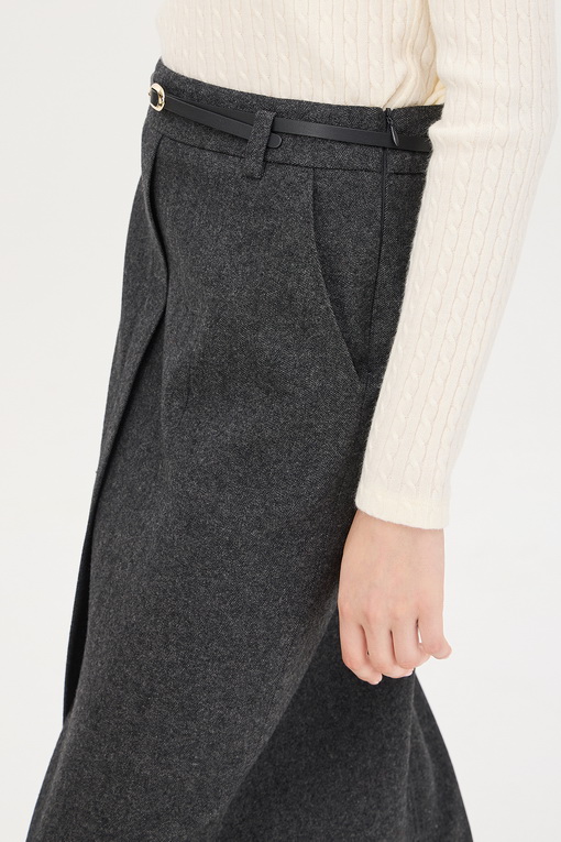 https://img.benettonmall.com/PARTS/KS/24F/SASK39461DG_MB_D3.jpg