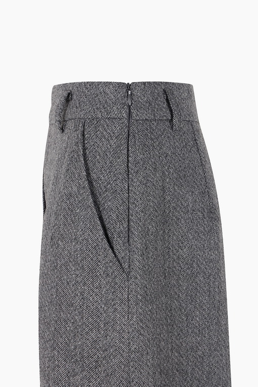 https://img.benettonmall.com/PARTS/KS/24F/SASK39461MG_MB_D12.jpg