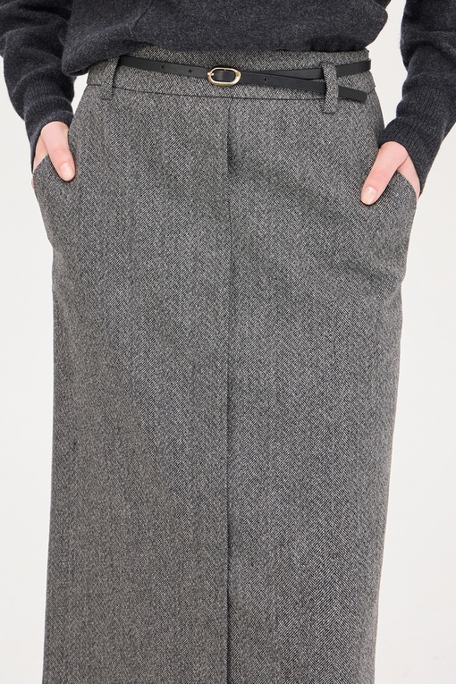 https://img.benettonmall.com/PARTS/KS/24F/SASK39461MG_MB_D3.jpg