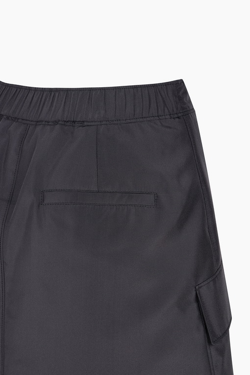 https://img.benettonmall.com/PARTS/KS/24F/SASK41461BK_MB_D13.jpg