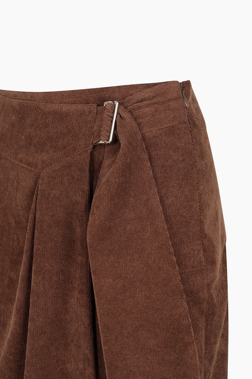 https://img.benettonmall.com/PARTS/KS/24F/SASK42461BR_MB_D12.jpg