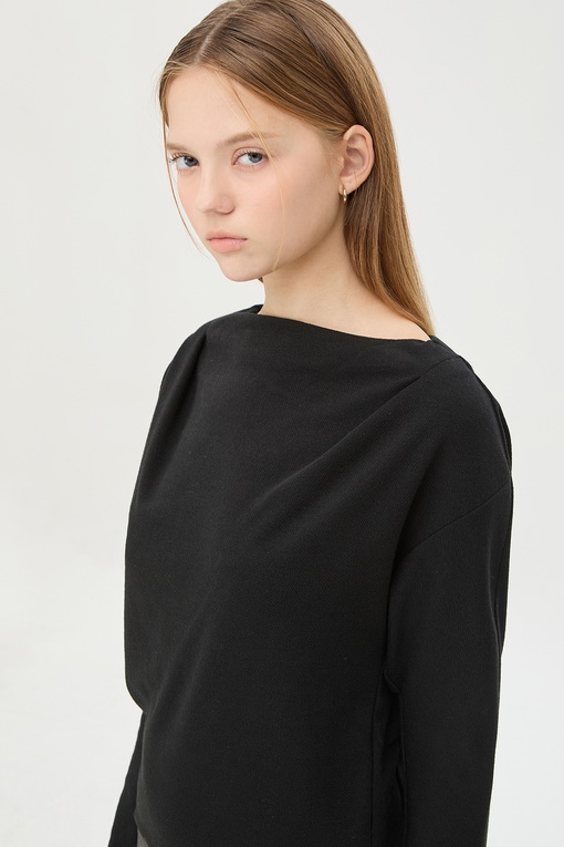 https://img.benettonmall.com/PARTS/KS/24F/SATS33461BK_MB_D3.jpg