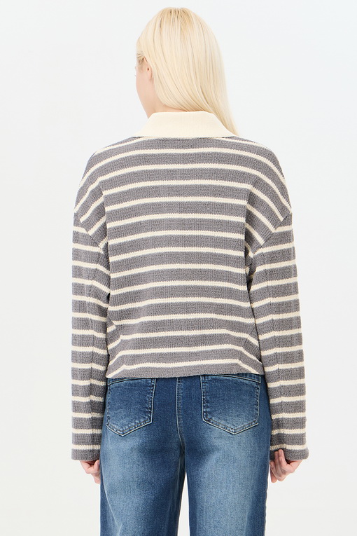 https://img.benettonmall.com/PARTS/KS/24F/SATS34461MG_MB_D2.jpg