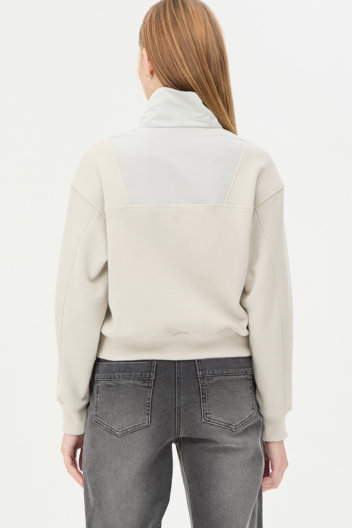 https://img.benettonmall.com/PARTS/KS/24F/SATS35461BE_MB_D2.jpg