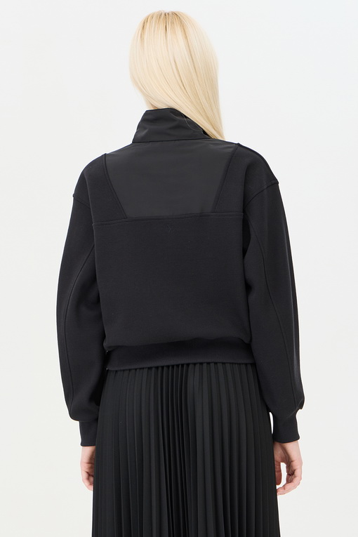 https://img.benettonmall.com/PARTS/KS/24F/SATS35461BK_MB_D2.jpg