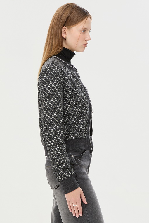 https://img.benettonmall.com/PARTS/KS/24F/SAWS38461DG_MB_D1.jpg
