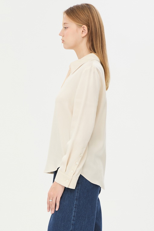https://img.benettonmall.com/PARTS/KS/24F/SAWS39461BE_MB_D1.jpg