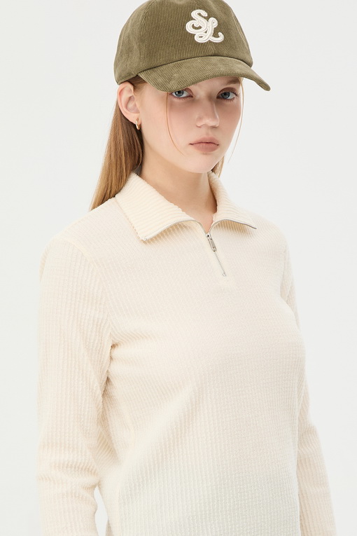 https://img.benettonmall.com/PARTS/KS/24F/SAWS42461CR_MB_D3.jpg