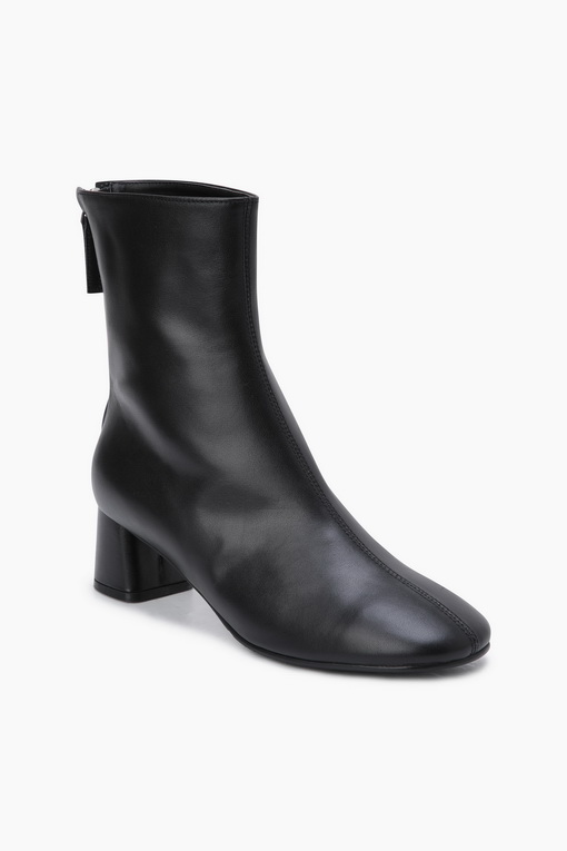 https://img.benettonmall.com/PARTS/KS/24F/SCSH02441BK_MB_D1.jpg