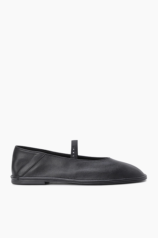 https://img.benettonmall.com/PARTS/KS/24F/SCSH31461BK_MB.jpg