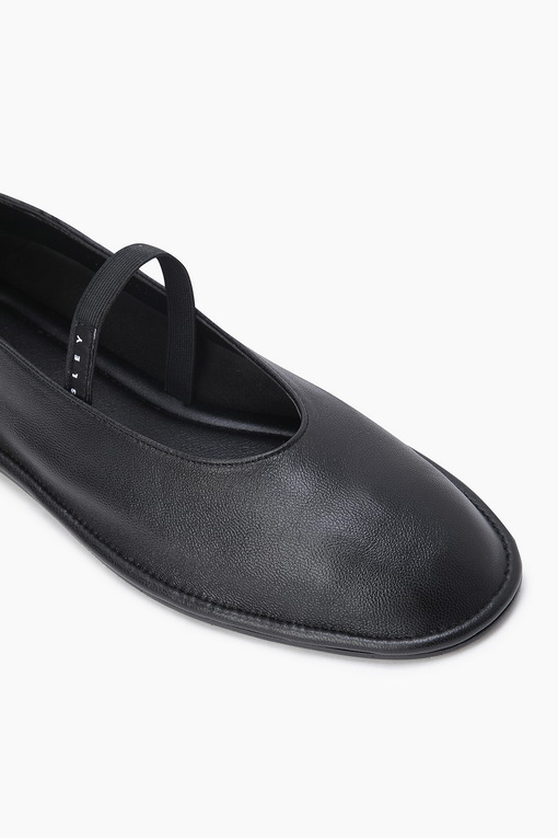 https://img.benettonmall.com/PARTS/KS/24F/SCSH31461BK_MB_D4.jpg