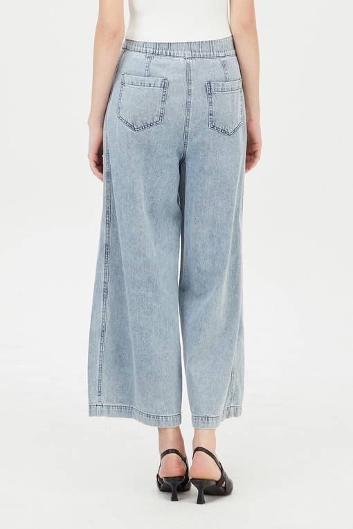 https://img.benettonmall.com/PARTS/KS/24S/SADP38431BL_MB_D2.jpg
