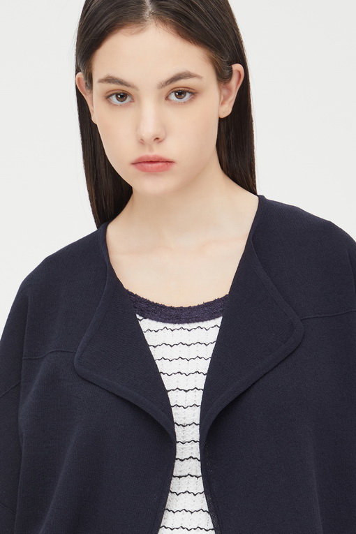 https://img.benettonmall.com/PARTS/KS/24S/SAKC40431DN_MB_D3.jpg