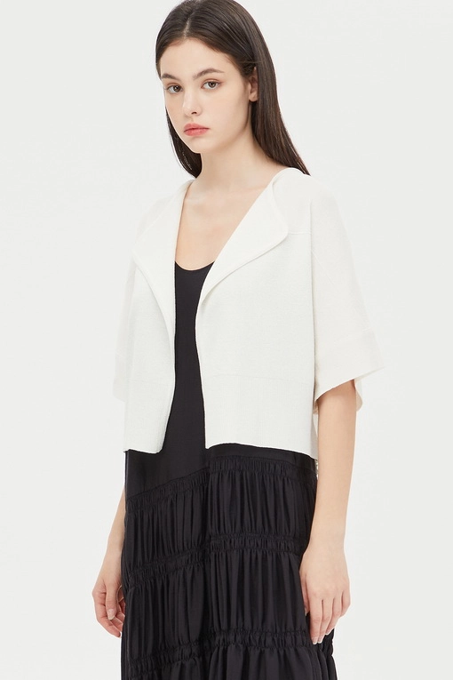 https://img.benettonmall.com/PARTS/KS/24S/SAKC40431IV_MB.jpg