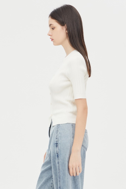https://img.benettonmall.com/PARTS/KS/24S/SAKP47431IV_MB_D1.jpg