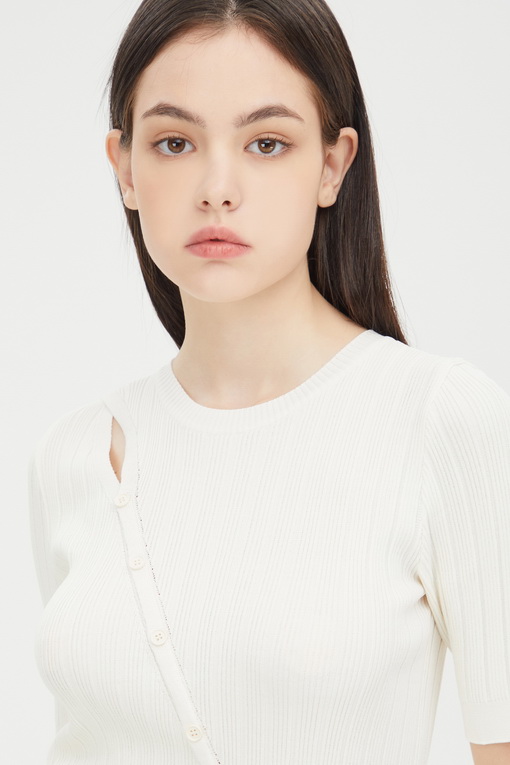 https://img.benettonmall.com/PARTS/KS/24S/SAKP47431IV_MB_D3.jpg