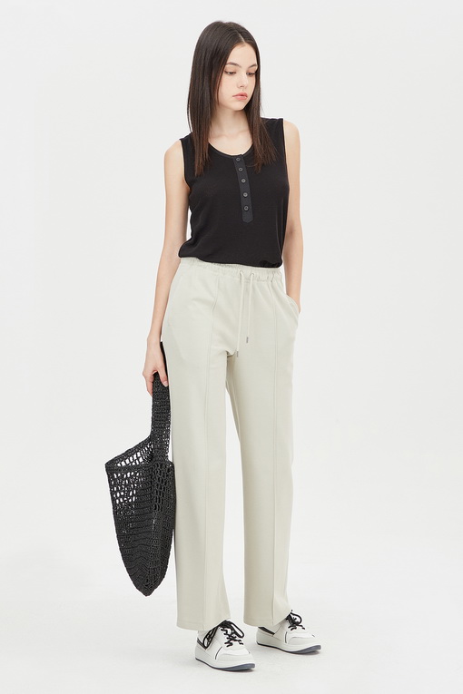 https://img.benettonmall.com/PARTS/KS/24S/SAPT38431BE_MB_D5.jpg