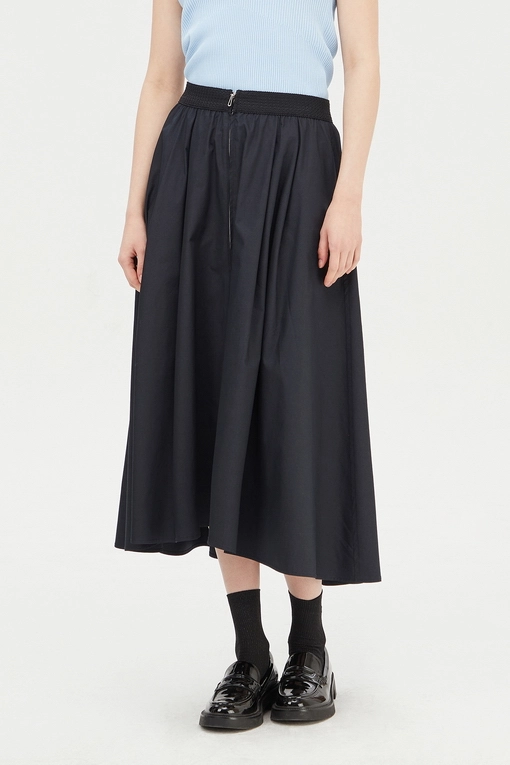 https://img.benettonmall.com/PARTS/KS/24S/SASK33431DN_MB.jpg