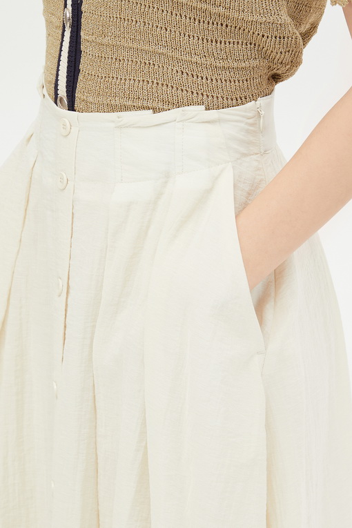 https://img.benettonmall.com/PARTS/KS/24S/SASK43431BE_MB_D3.jpg