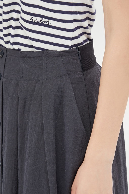 https://img.benettonmall.com/PARTS/KS/24S/SASK43431NY_MB_D3.jpg